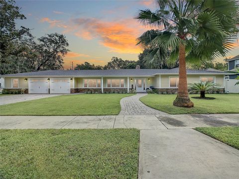 A home in WINTER GARDEN