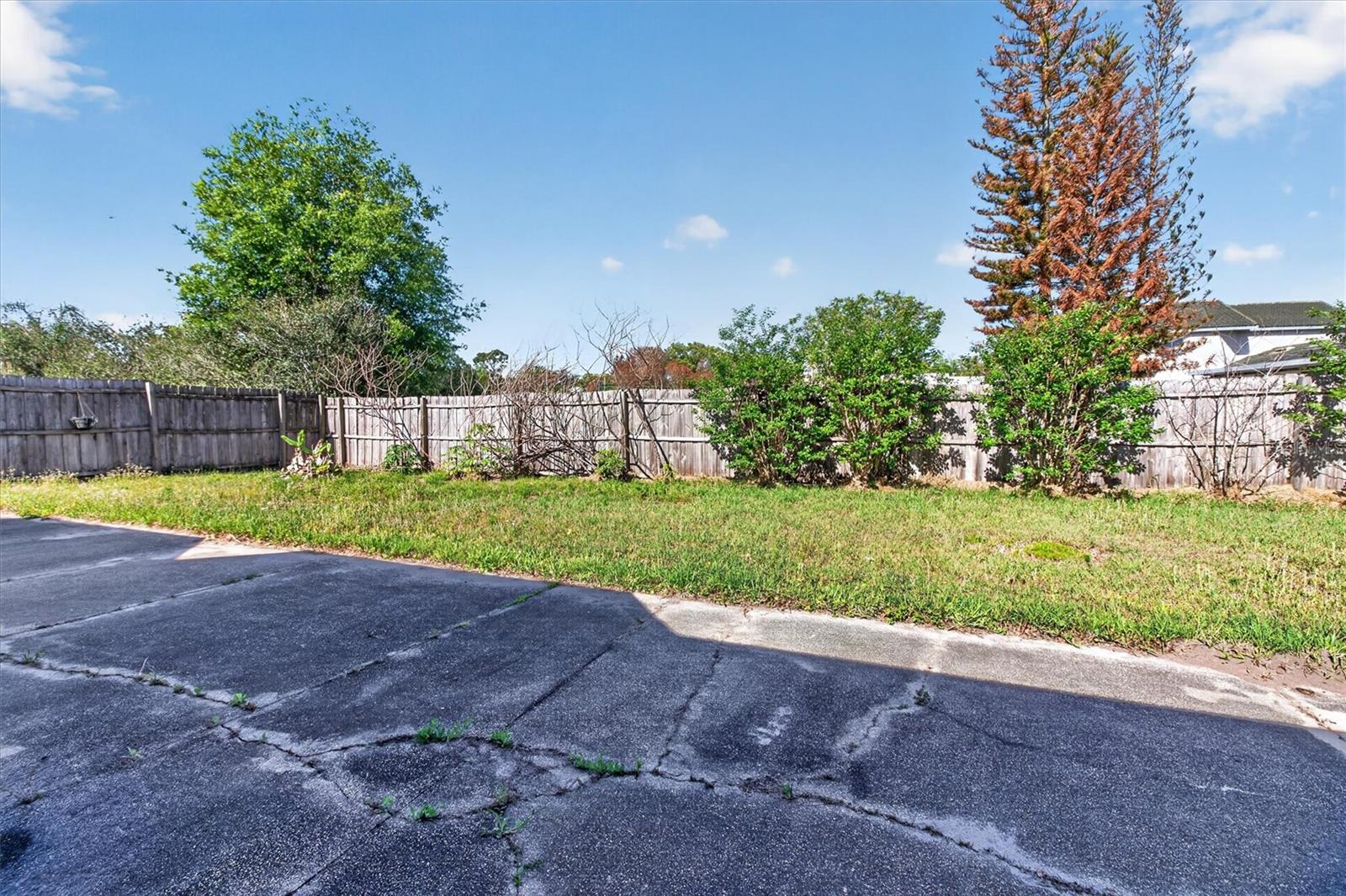 LAKE UNDERHILL PINES - Residential