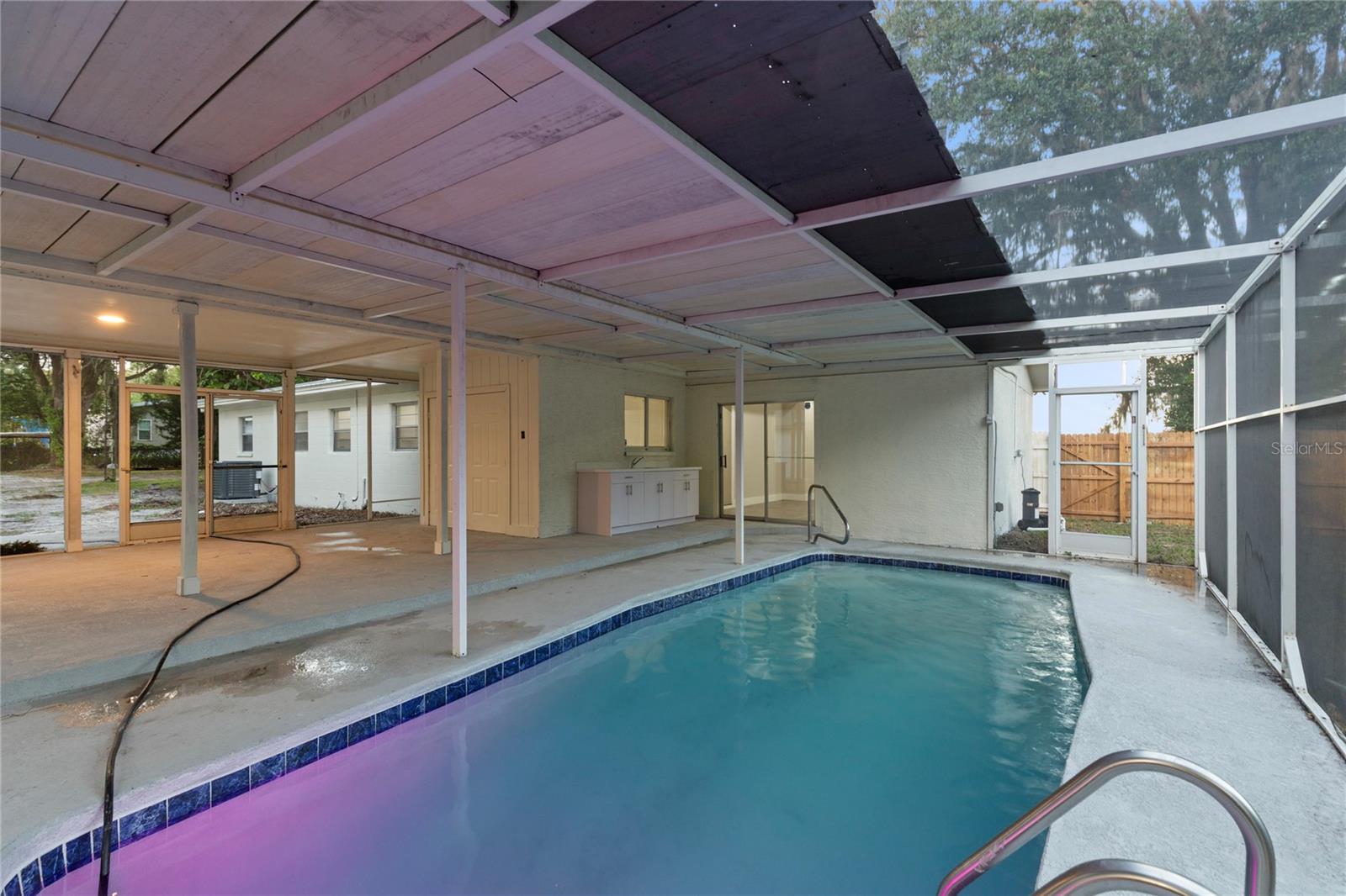 UNPLATTED - Residential Lease