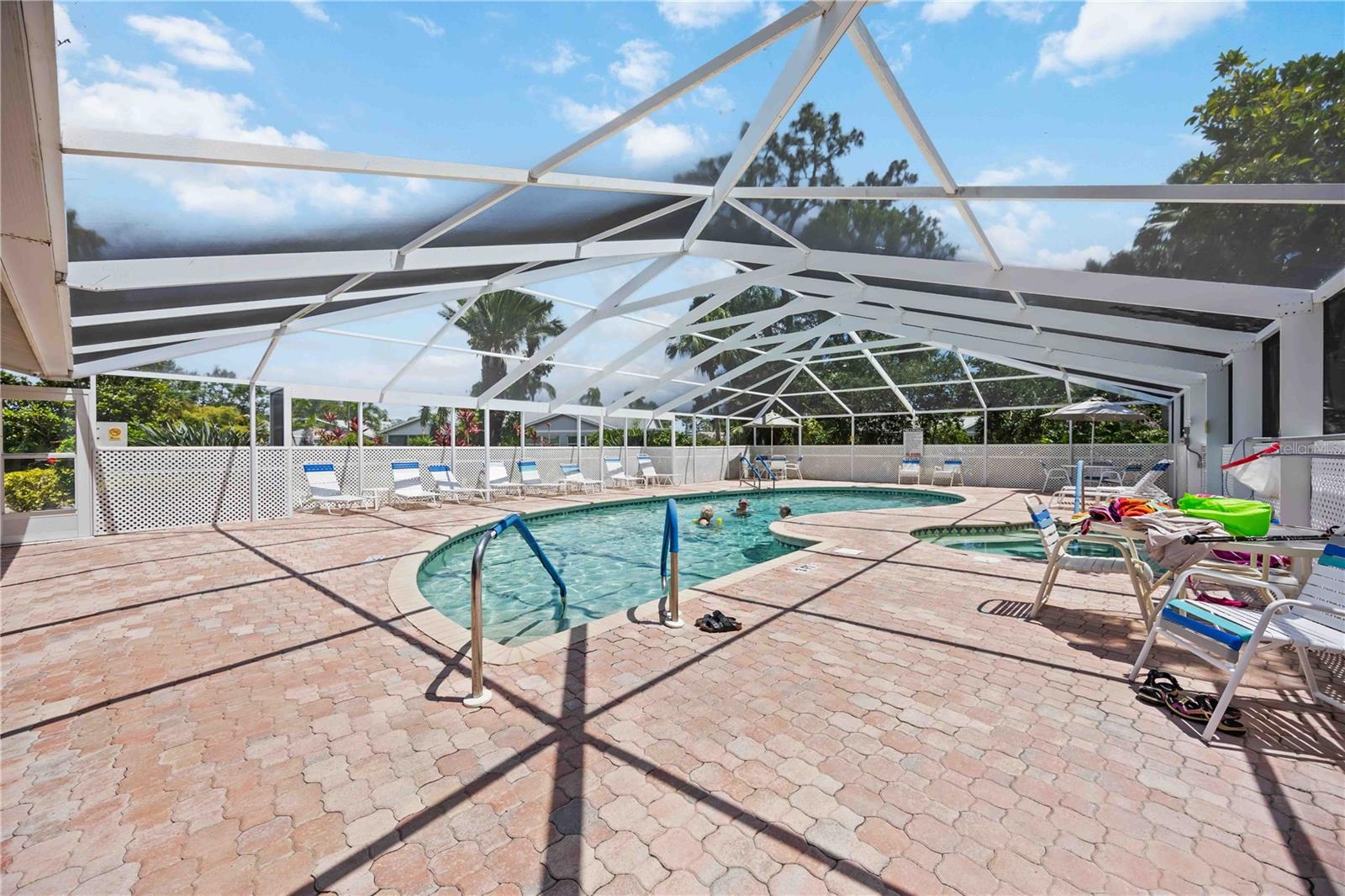 CEDAR CREEK - Residential