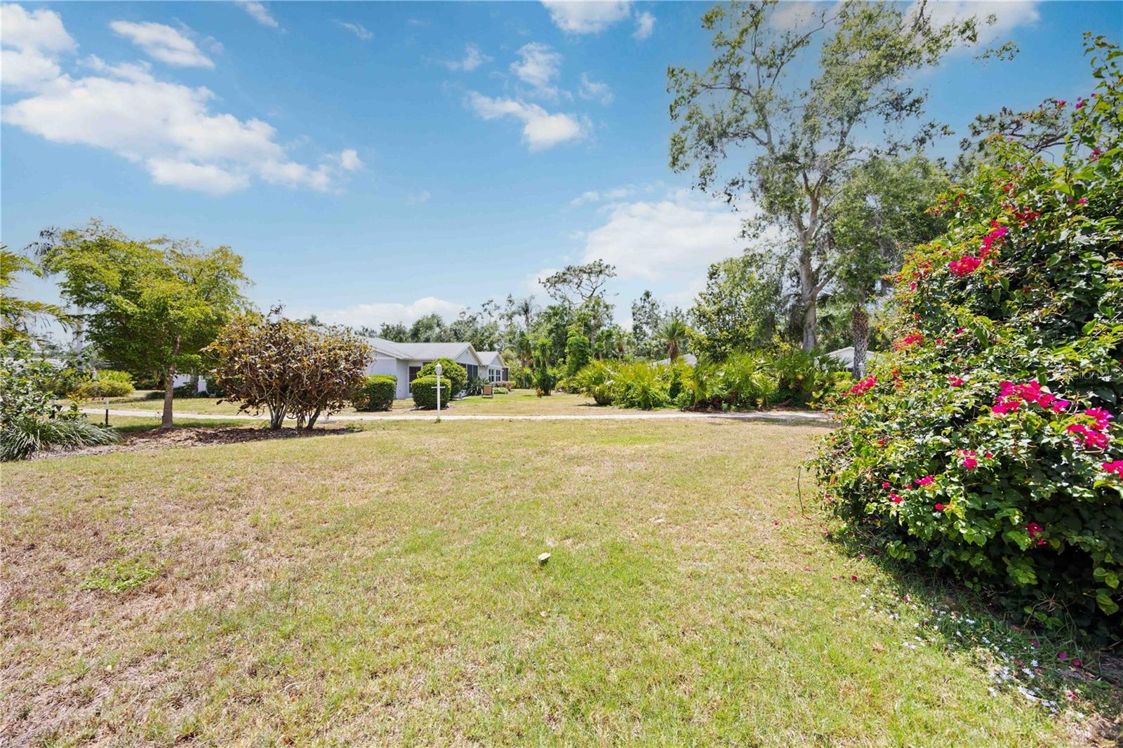 CEDAR CREEK - Residential