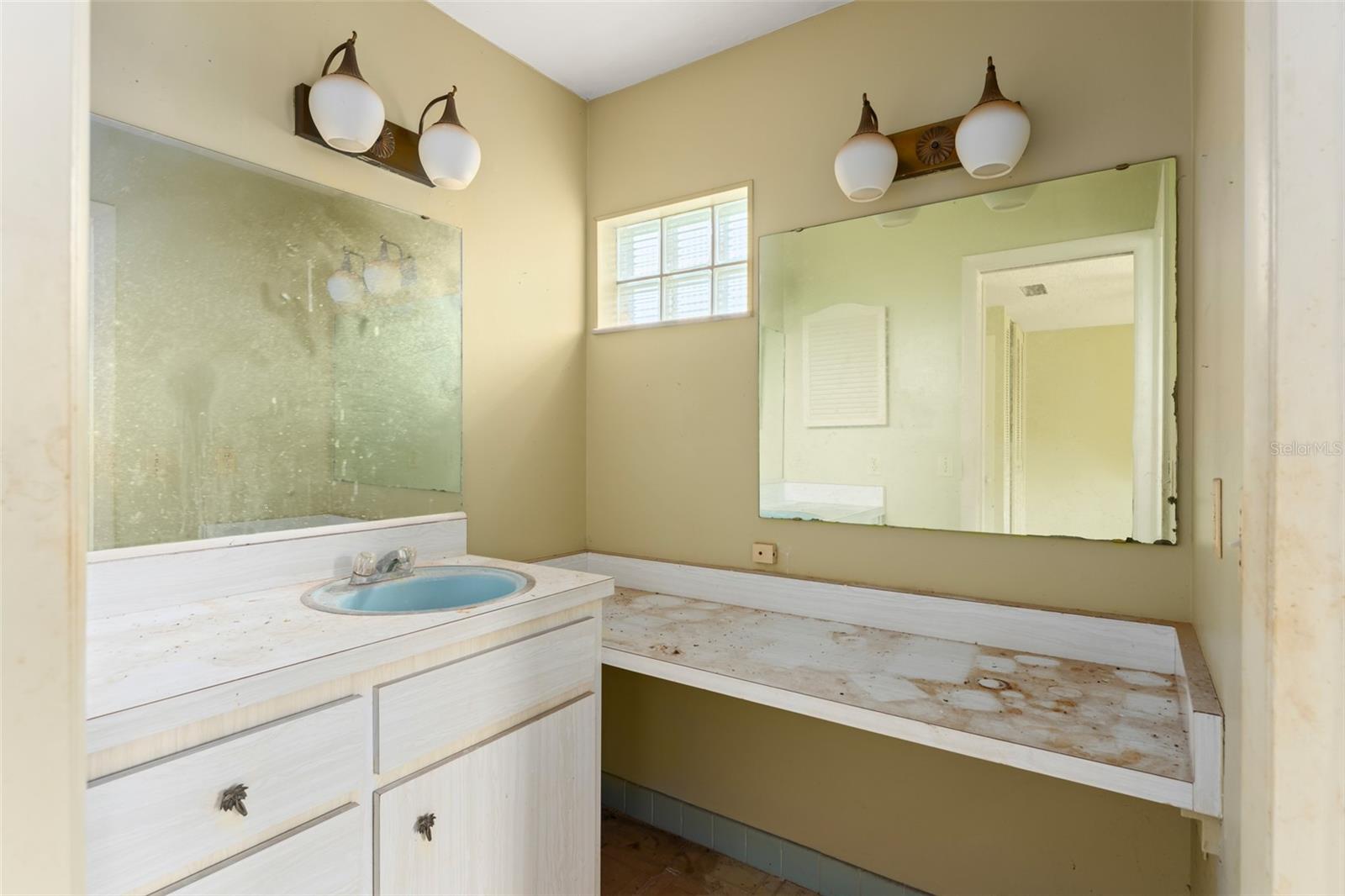 HIGHRIDGE - Residential