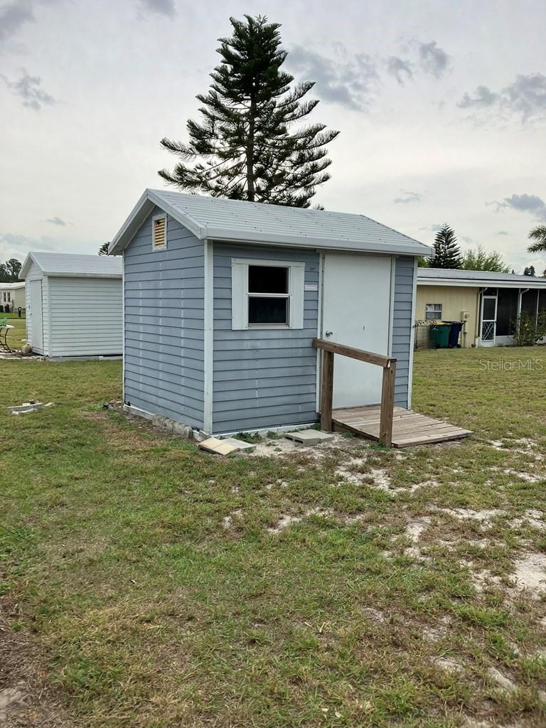 TAVARES LAKE FRANCES ESTATES - Residential