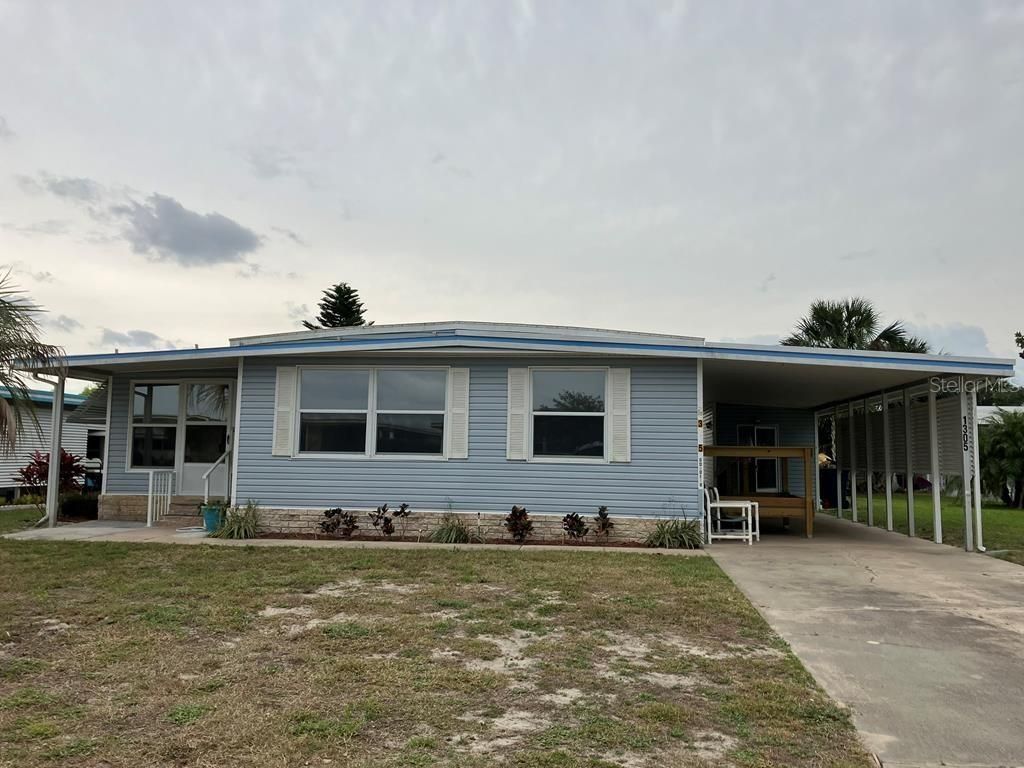 Photo of 1305 Mohawk Circle, Tavares, FL 32778 (MLS # GC538701)