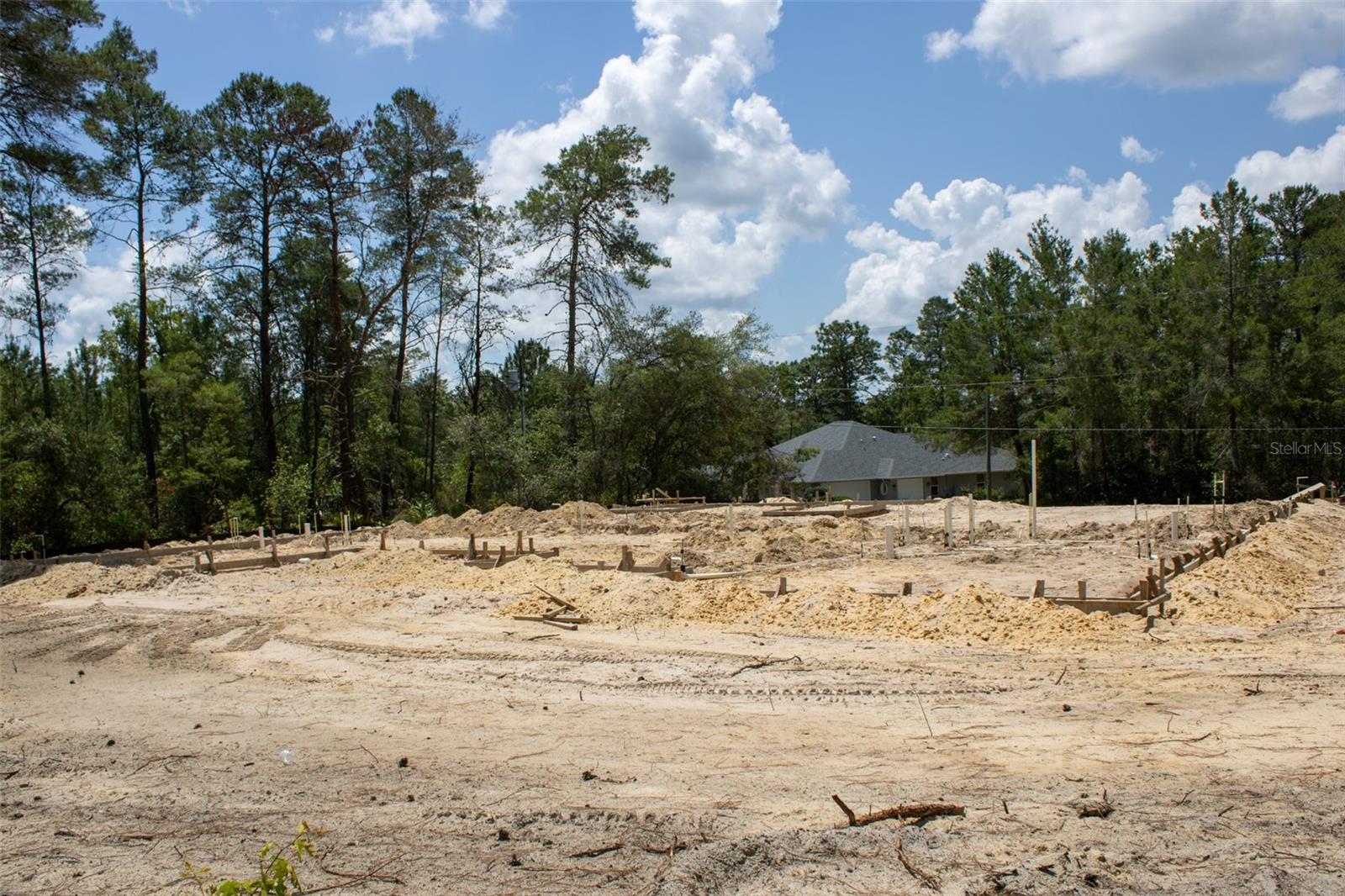 PINE RIDGE UNIT 01 - Residential