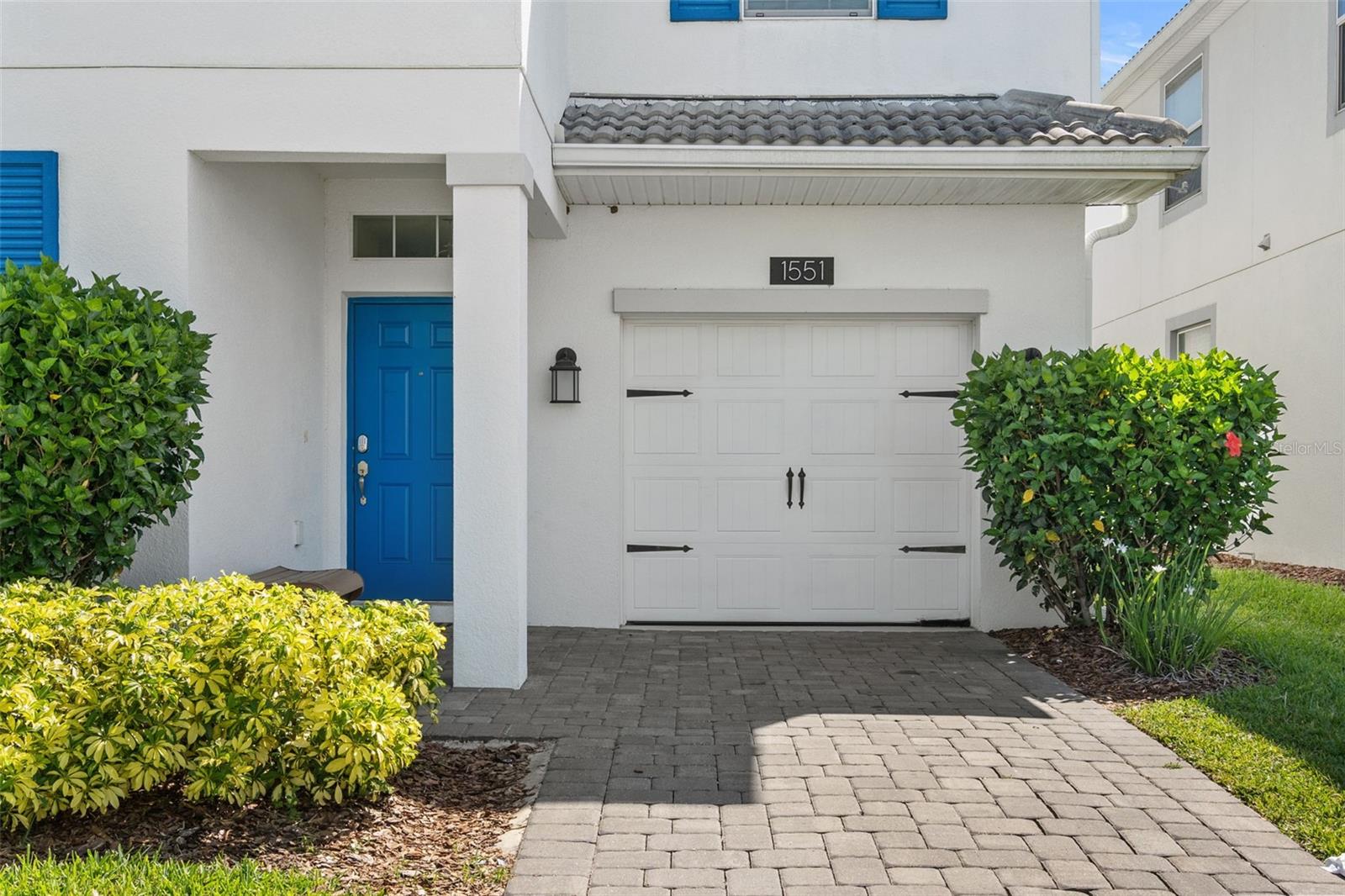 1551 FLANGE DRIVE