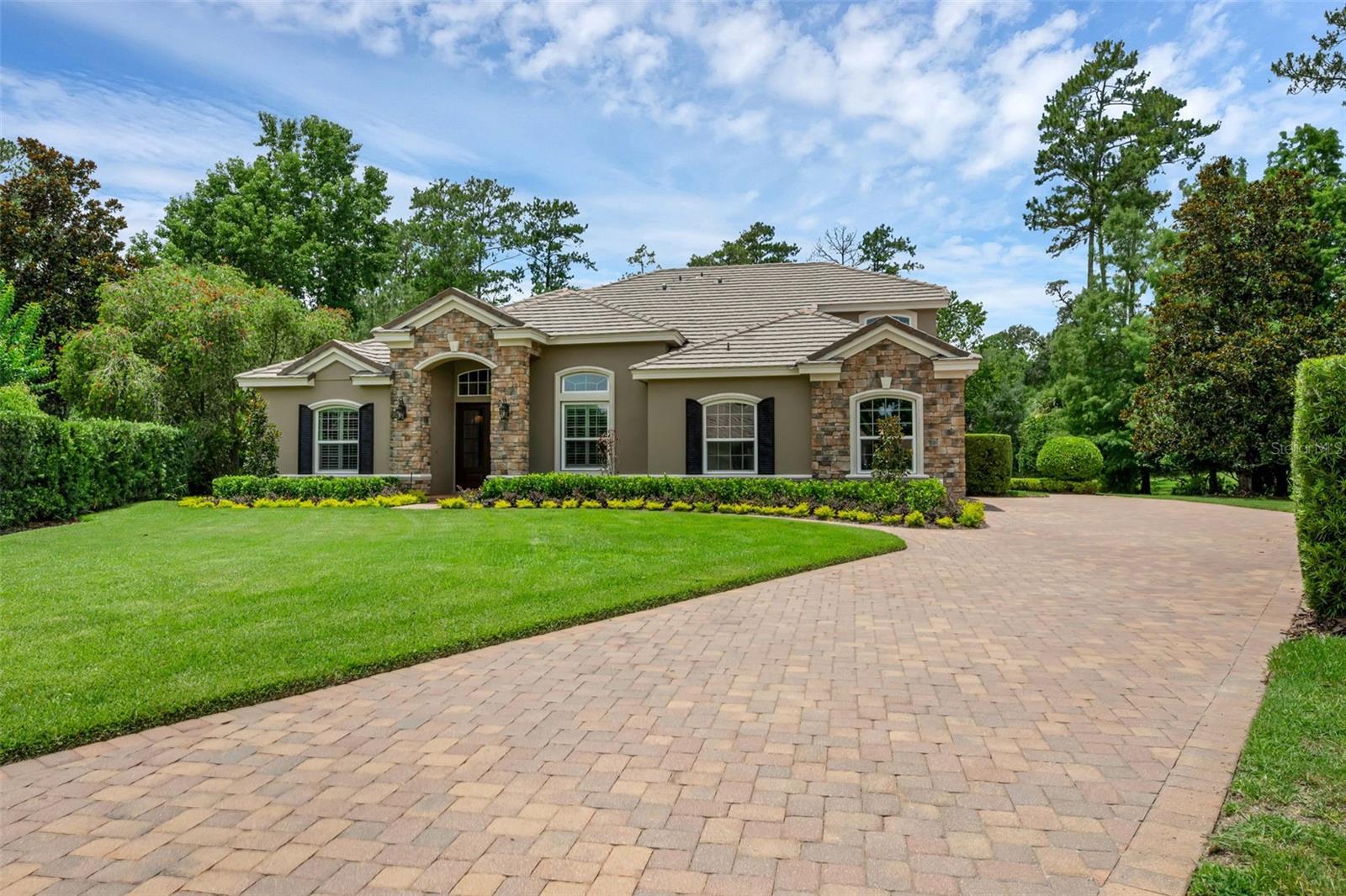 1462 PALM BAY COURT
