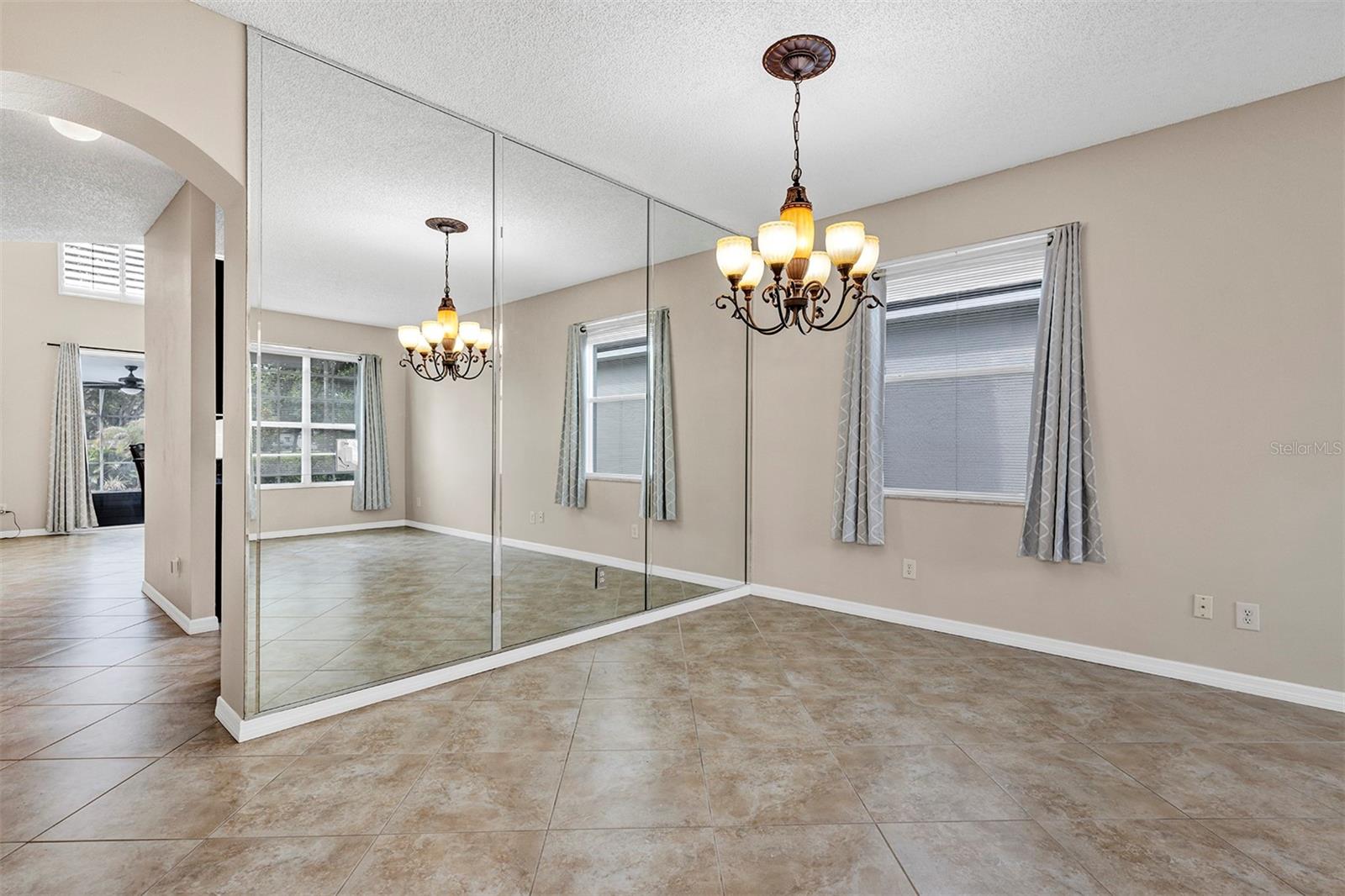 HUNTERS CREEK TR 545 - Residential