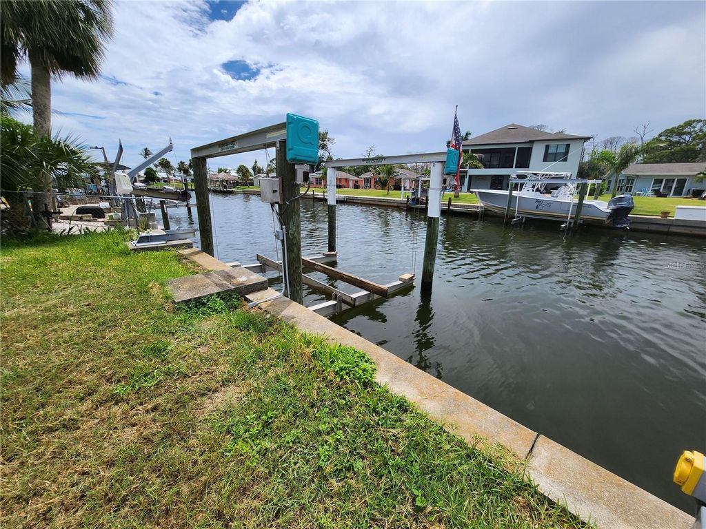 Photo of 1820 Winstan Avenue, Englewood, FL 34223 (MLS # D6145881)