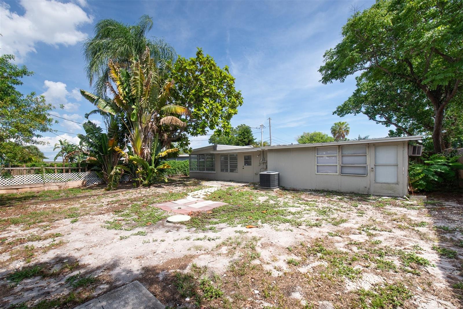 DOTSONS GROVE ESTATES - Residential