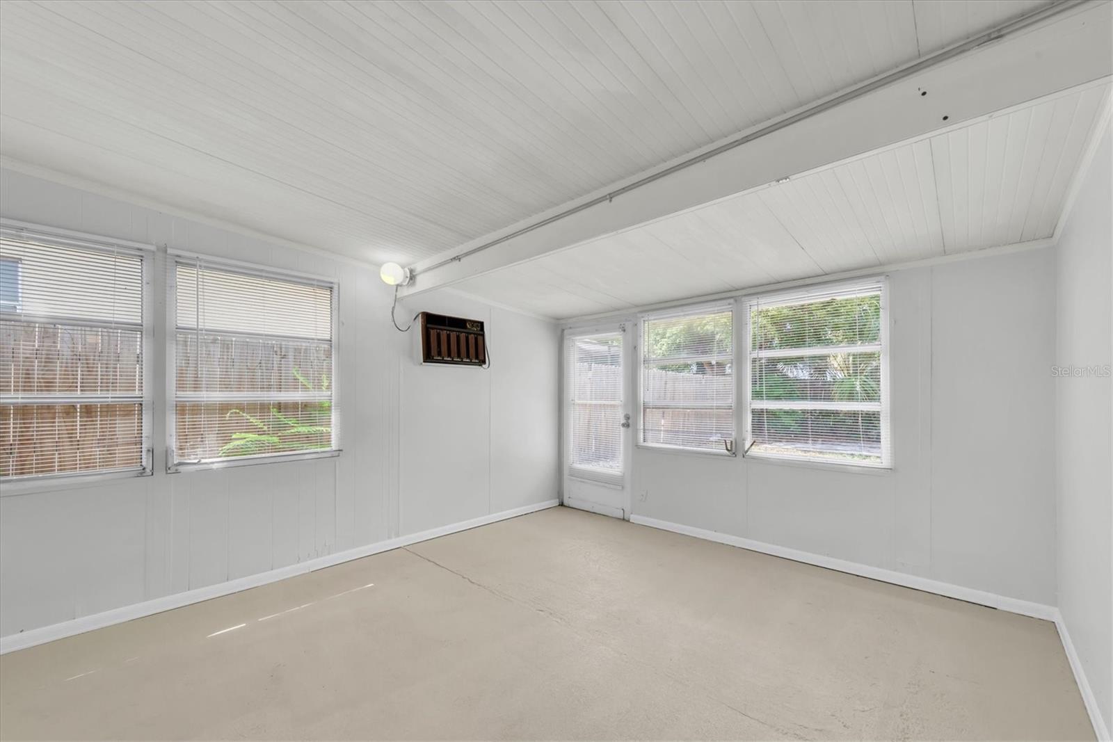 DOTSONS GROVE ESTATES - Residential