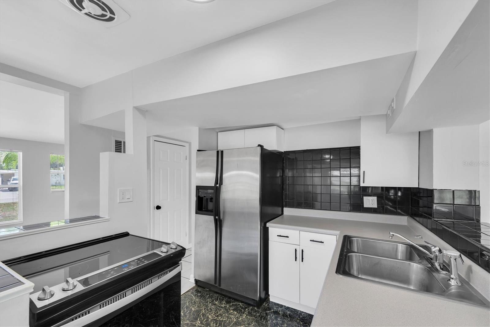 DOTSONS GROVE ESTATES - Residential