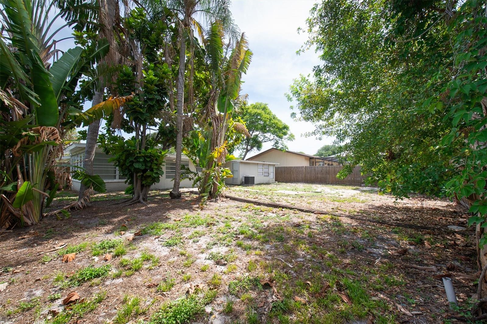 DOTSONS GROVE ESTATES - Residential
