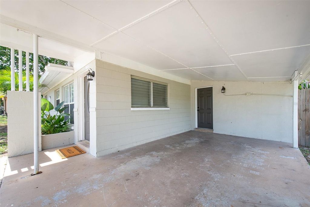 Photo of 110 14th Avenue SW, Largo, FL 33770 (MLS # TB8511918)