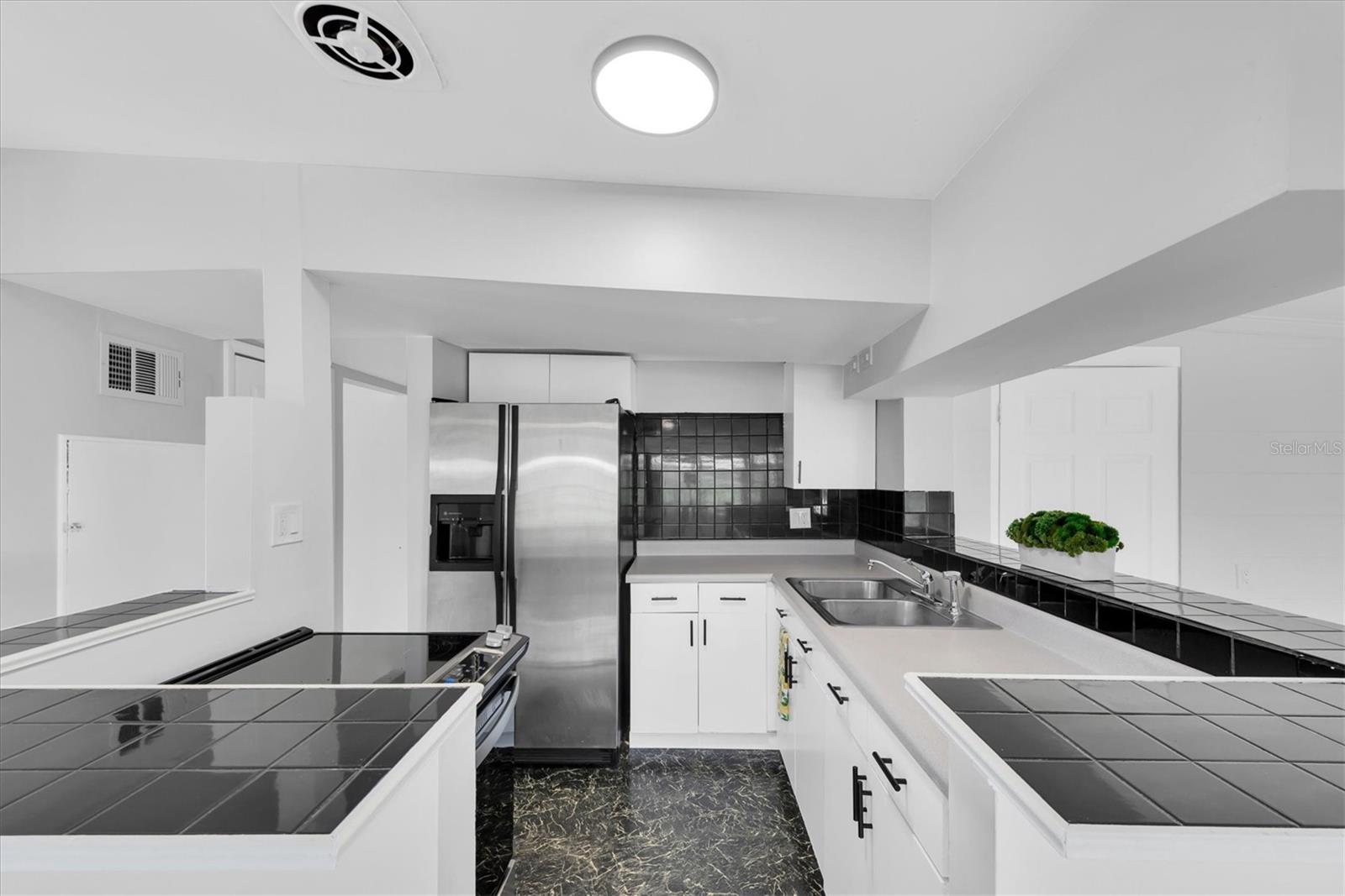 DOTSONS GROVE ESTATES - Residential