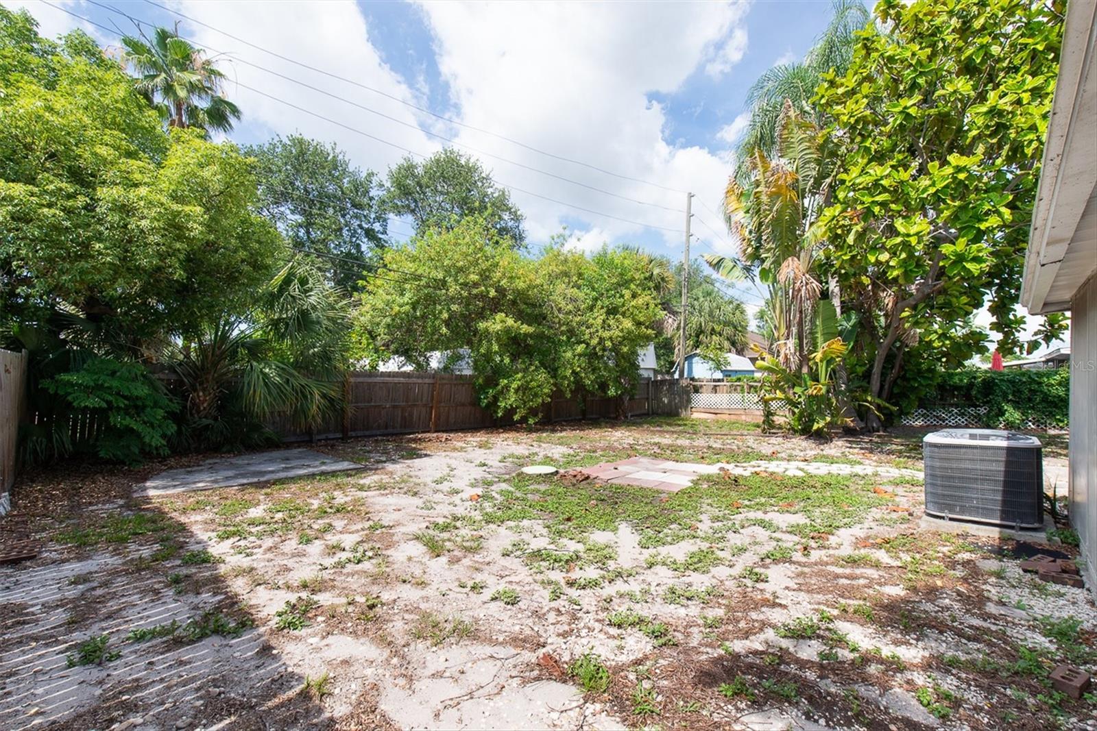 DOTSONS GROVE ESTATES - Residential