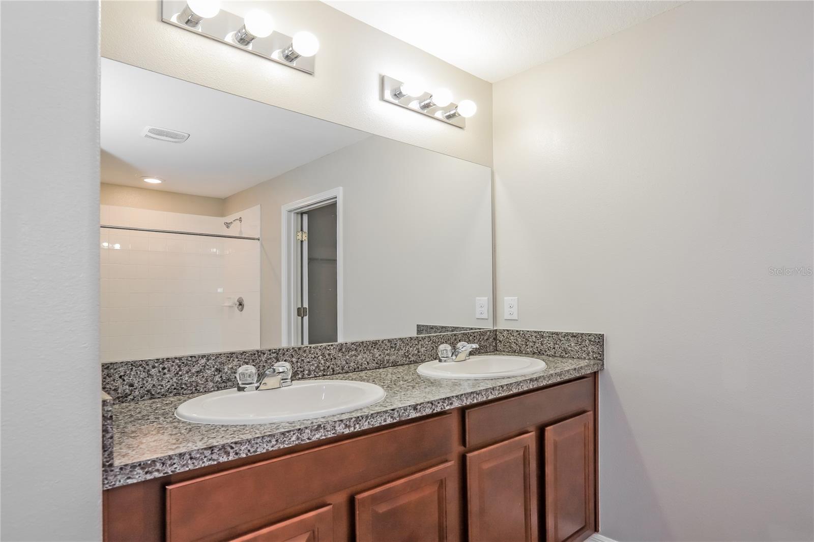 AYERSWORTH GLEN PH 3B - Residential Lease