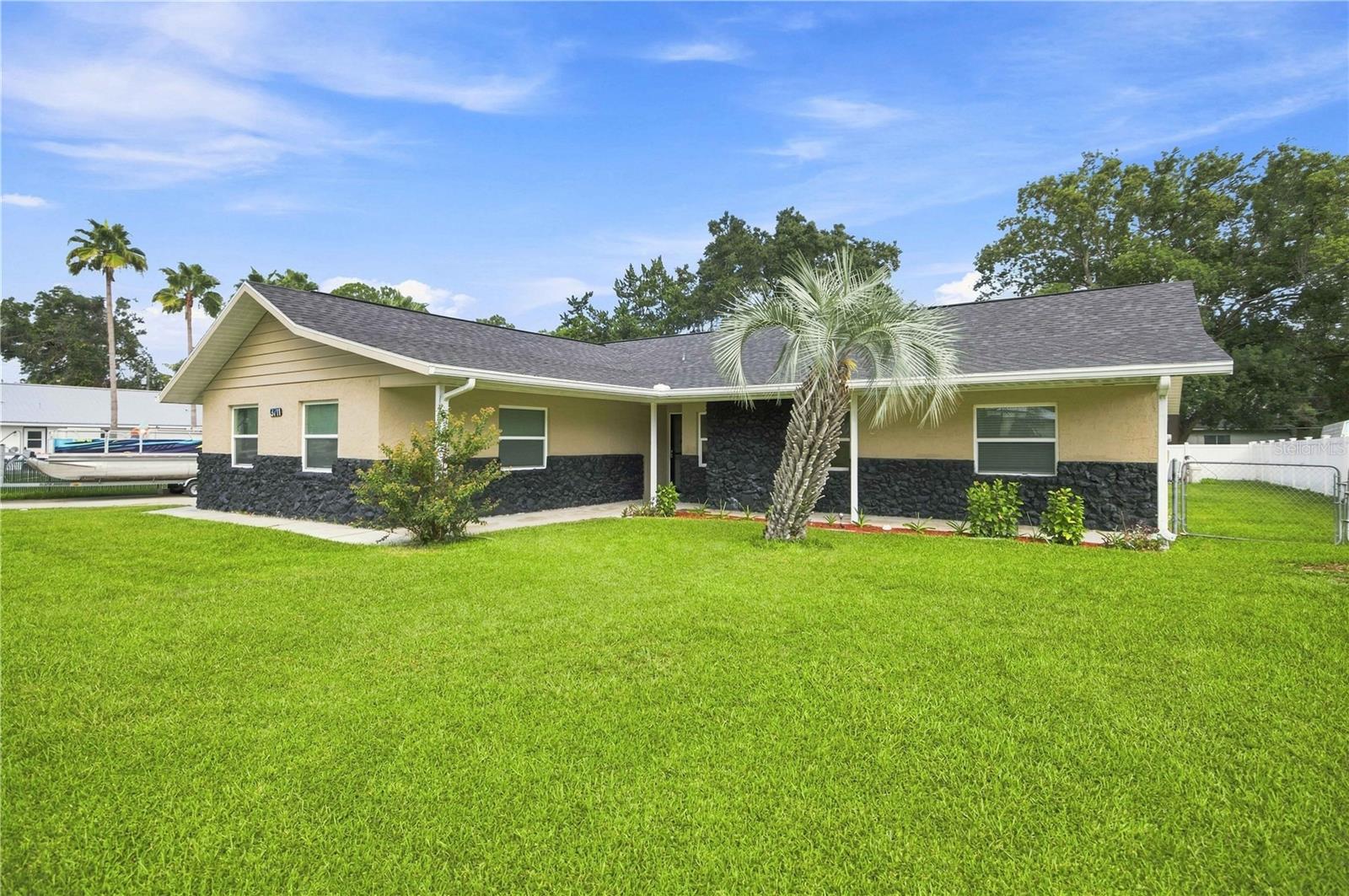 3711 SW 25TH PLACE