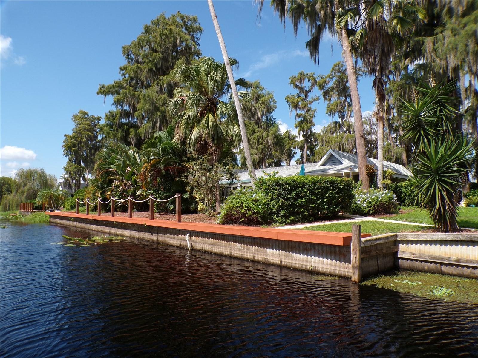 SHOREWOOD PARK - Residential