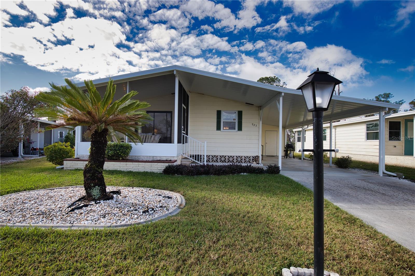 923 IGLESIA DRIVE