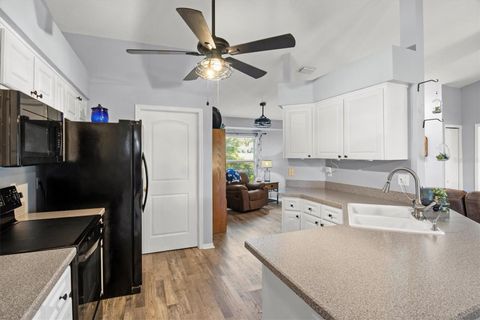 A home in ZEPHYRHILLS