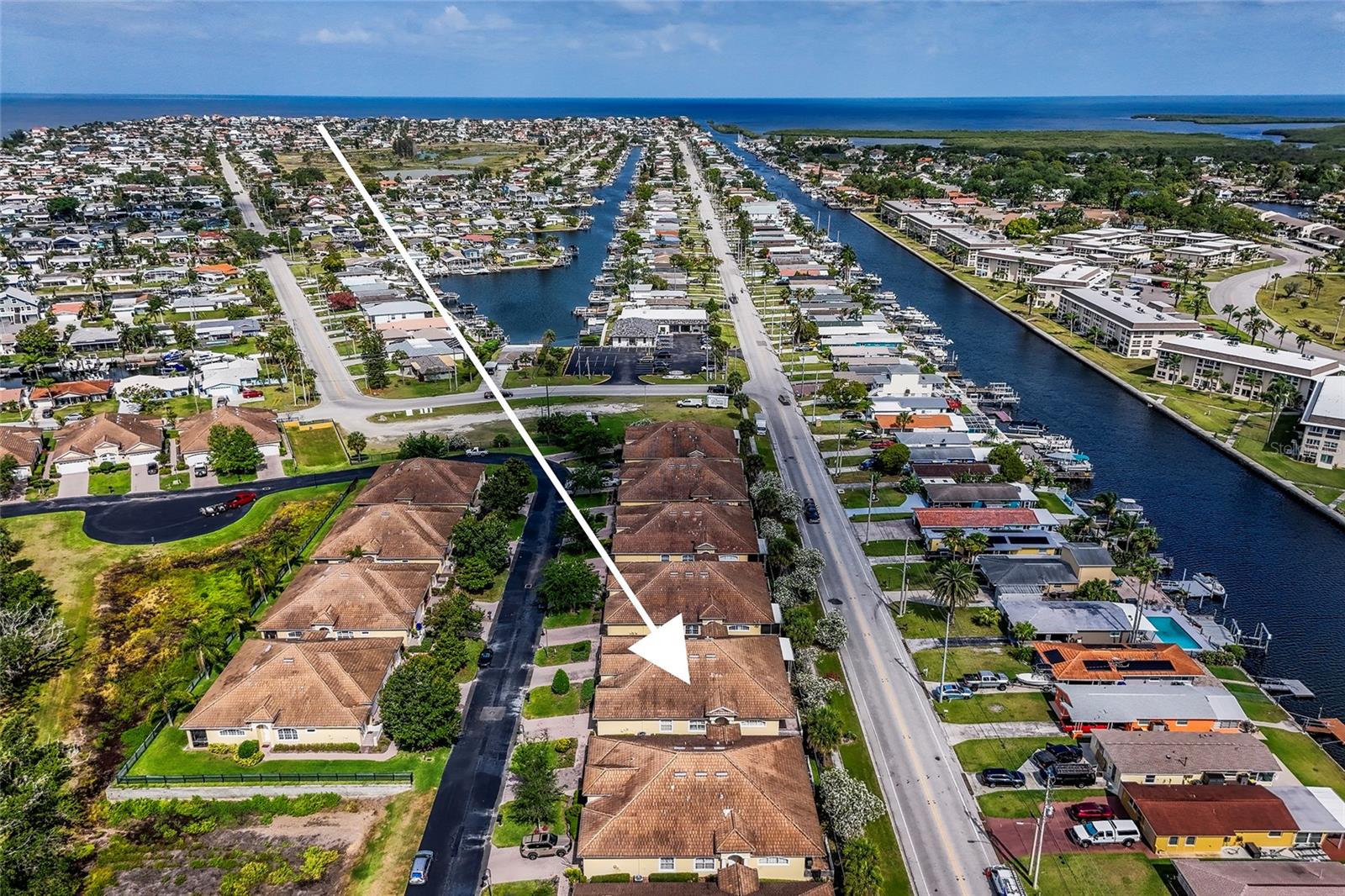 GULF HARBOR VILLAS PH 01 - Residential