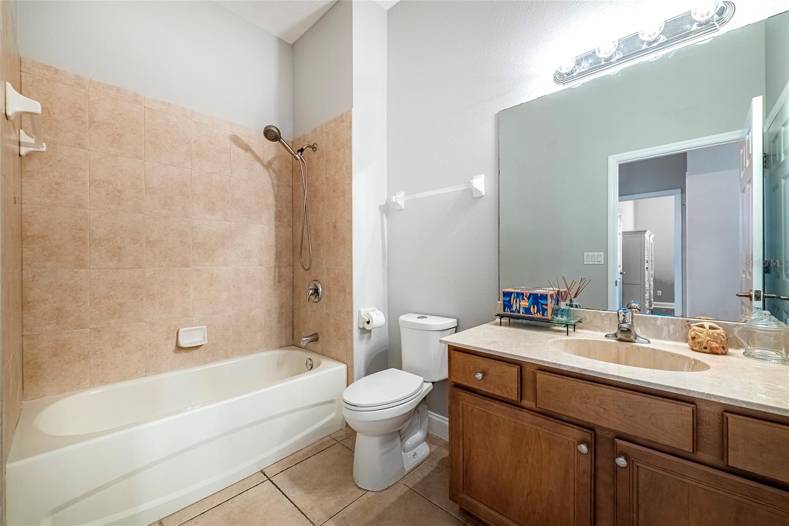 GULF HARBOR VILLAS PH 01 - Residential