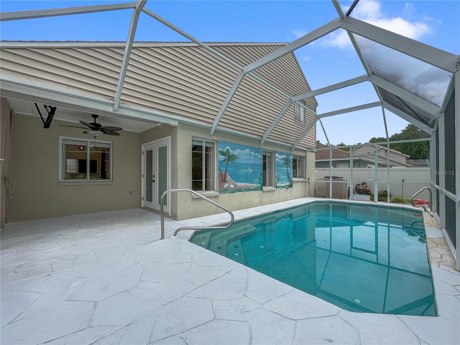 SUMMER LAKES - Residential