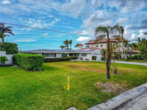 A home in SARASOTA