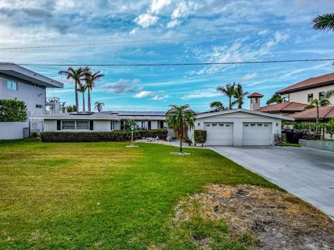 A home in SARASOTA