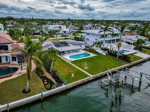 A home in SARASOTA