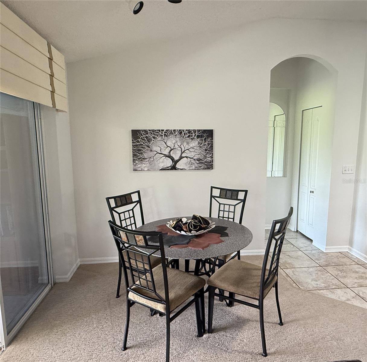 BROOKFIELD CONDO - Residential Lease