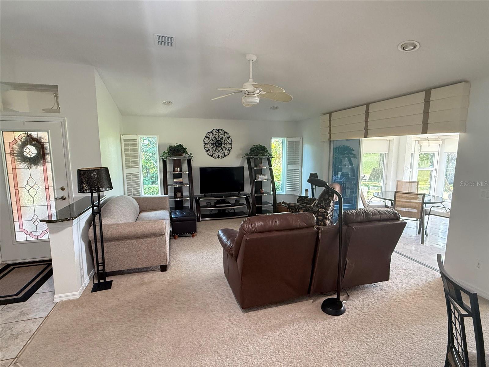 BROOKFIELD CONDO - Residential Lease