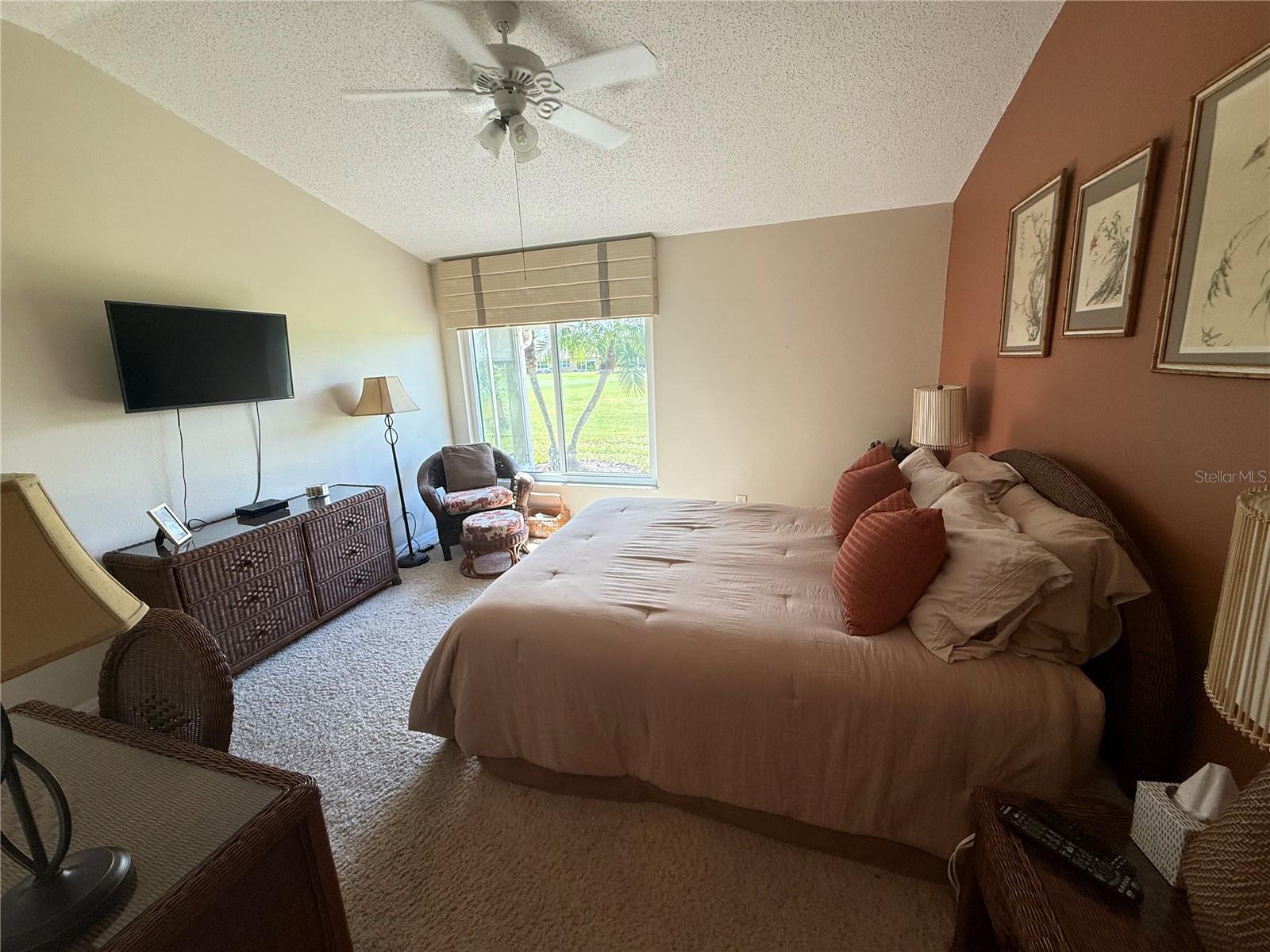 BROOKFIELD CONDO - Residential Lease