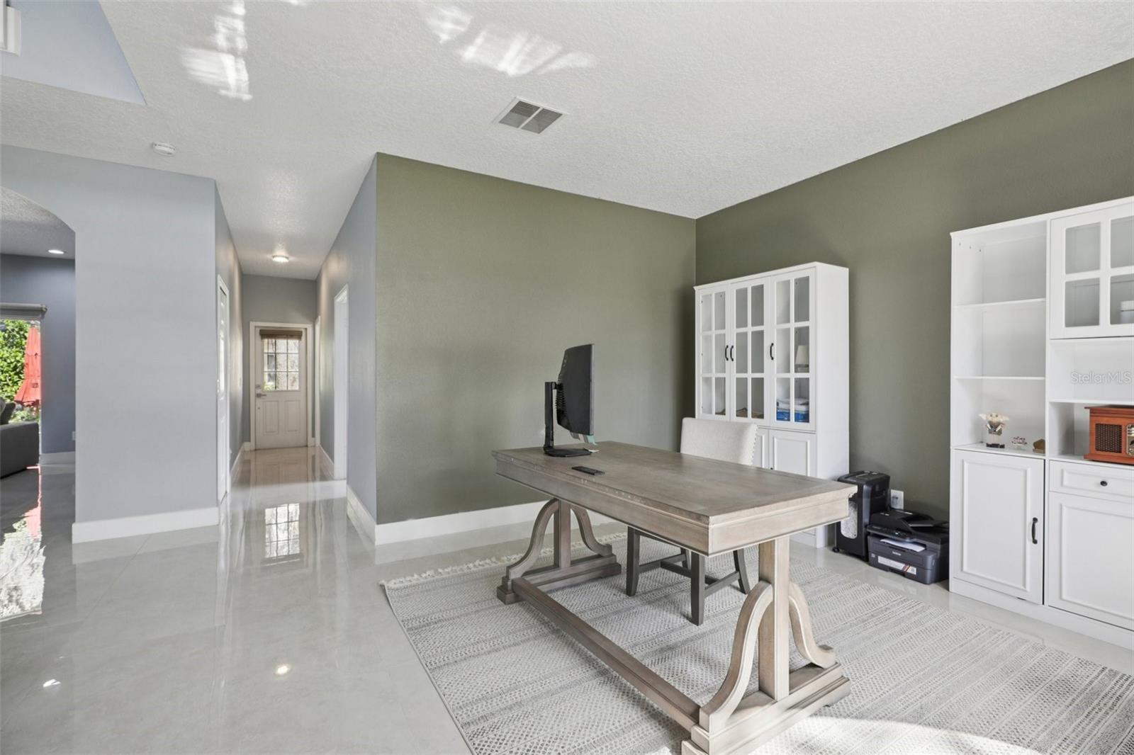 REMINGTON OAKS - Residential