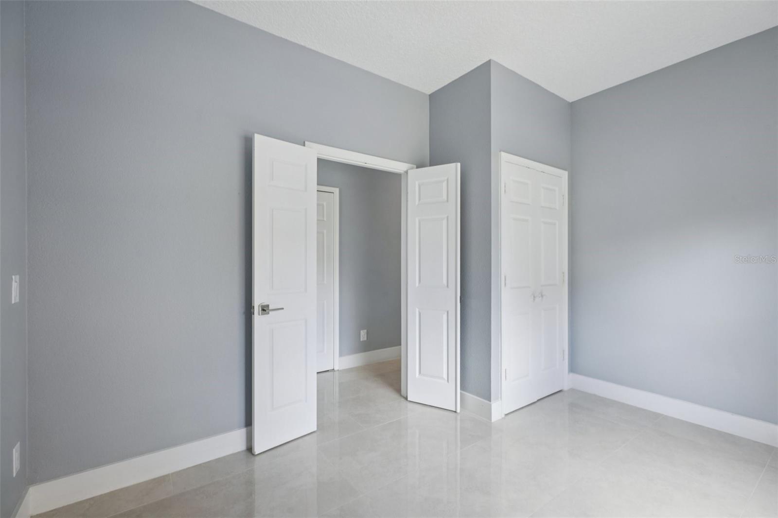 REMINGTON OAKS - Residential