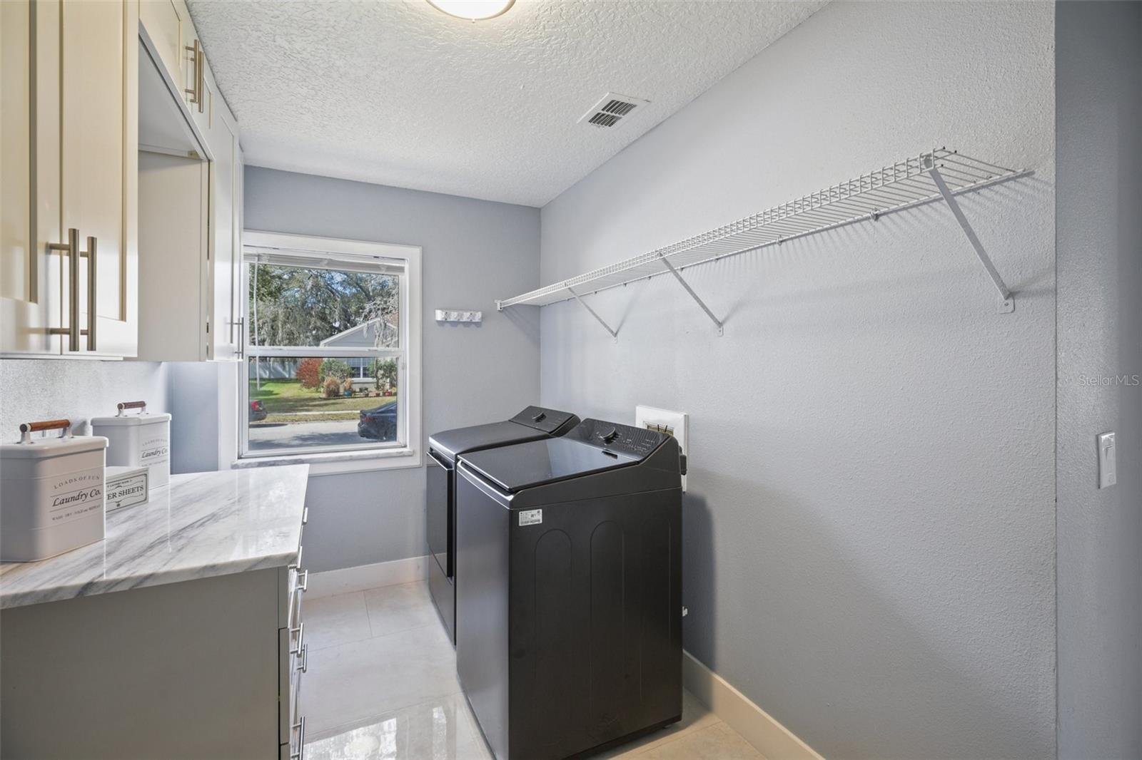 REMINGTON OAKS - Residential