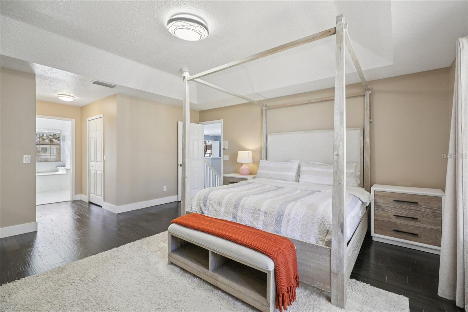 REMINGTON OAKS - Residential