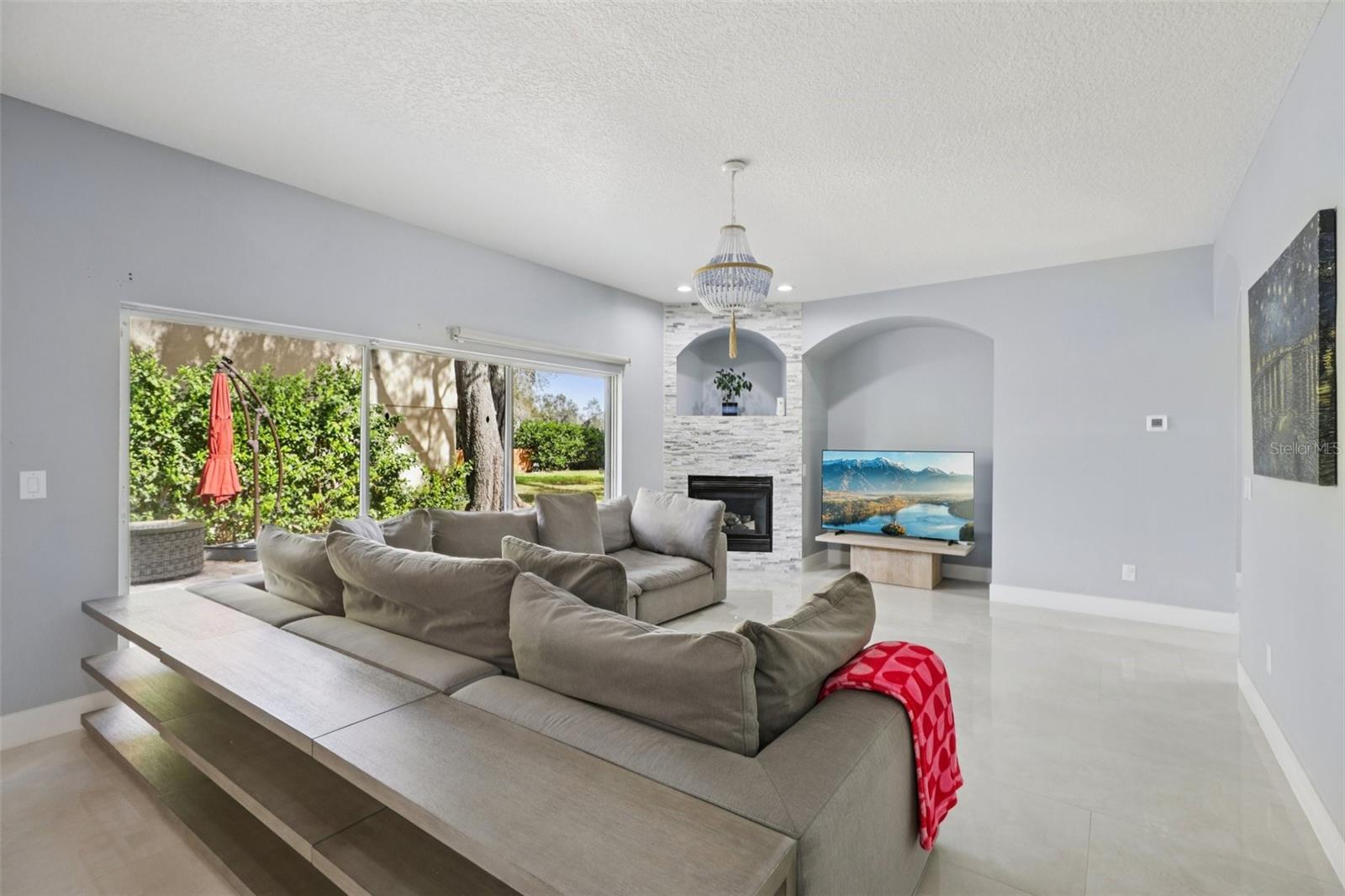 REMINGTON OAKS - Residential