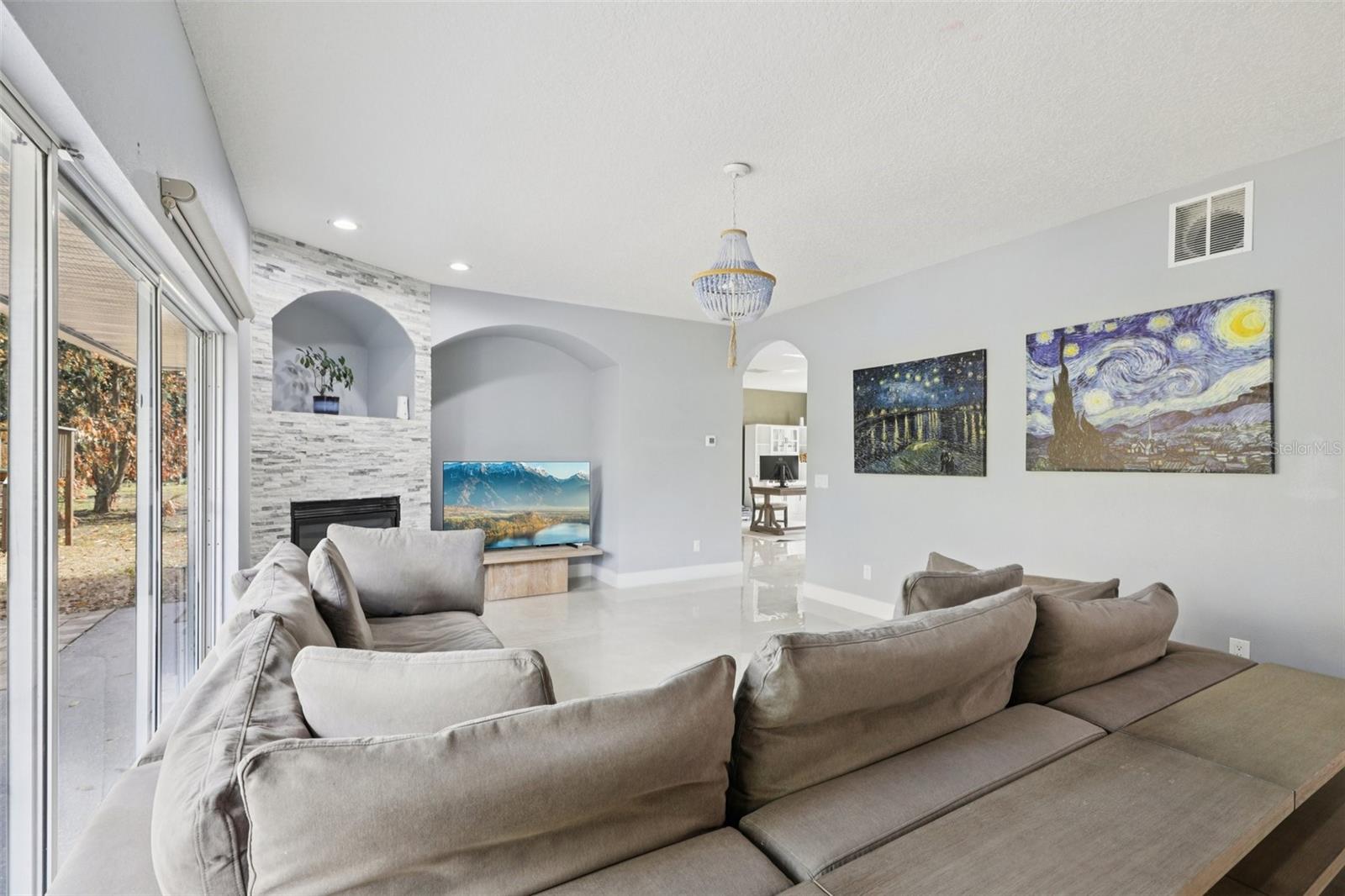 REMINGTON OAKS - Residential