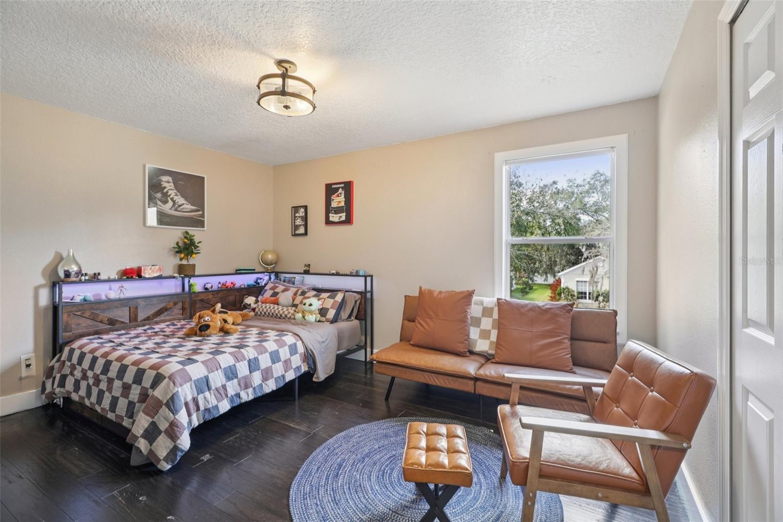 REMINGTON OAKS - Residential