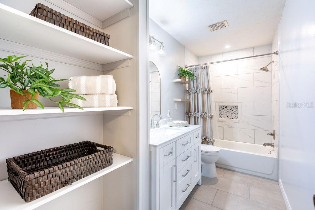 NORTHWOOD - Residential