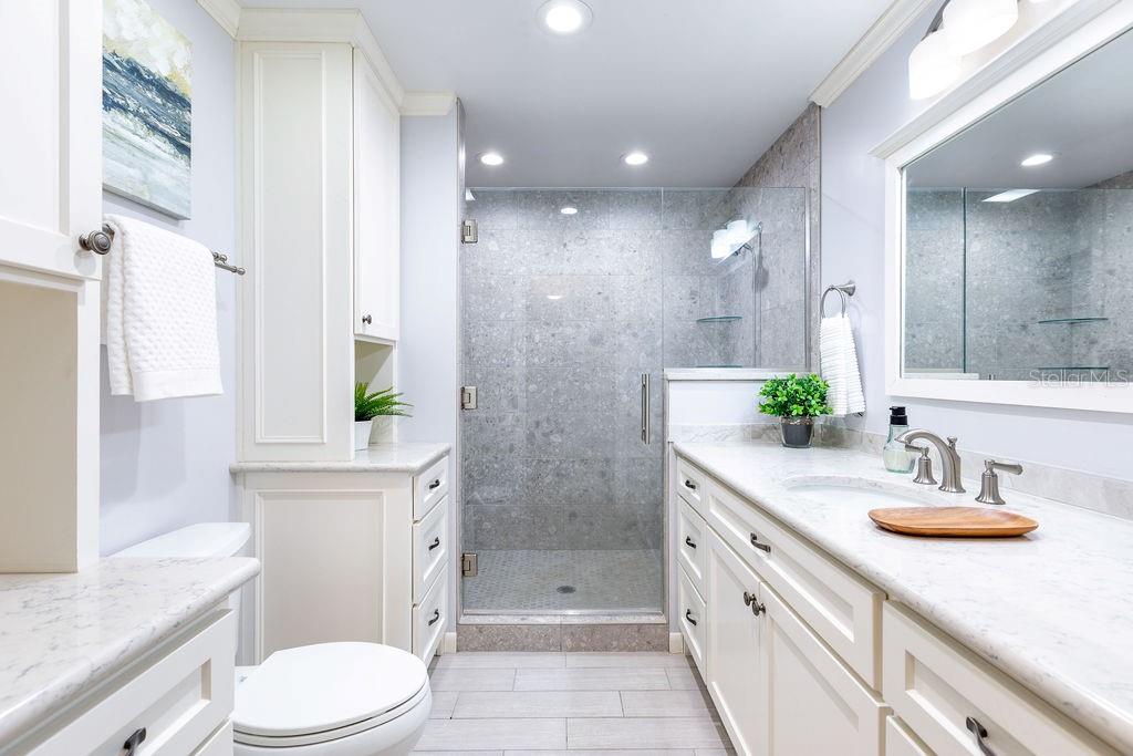 NORTHWOOD - Residential