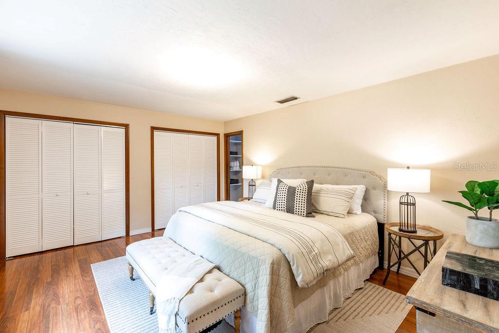 NORTHWOOD - Residential