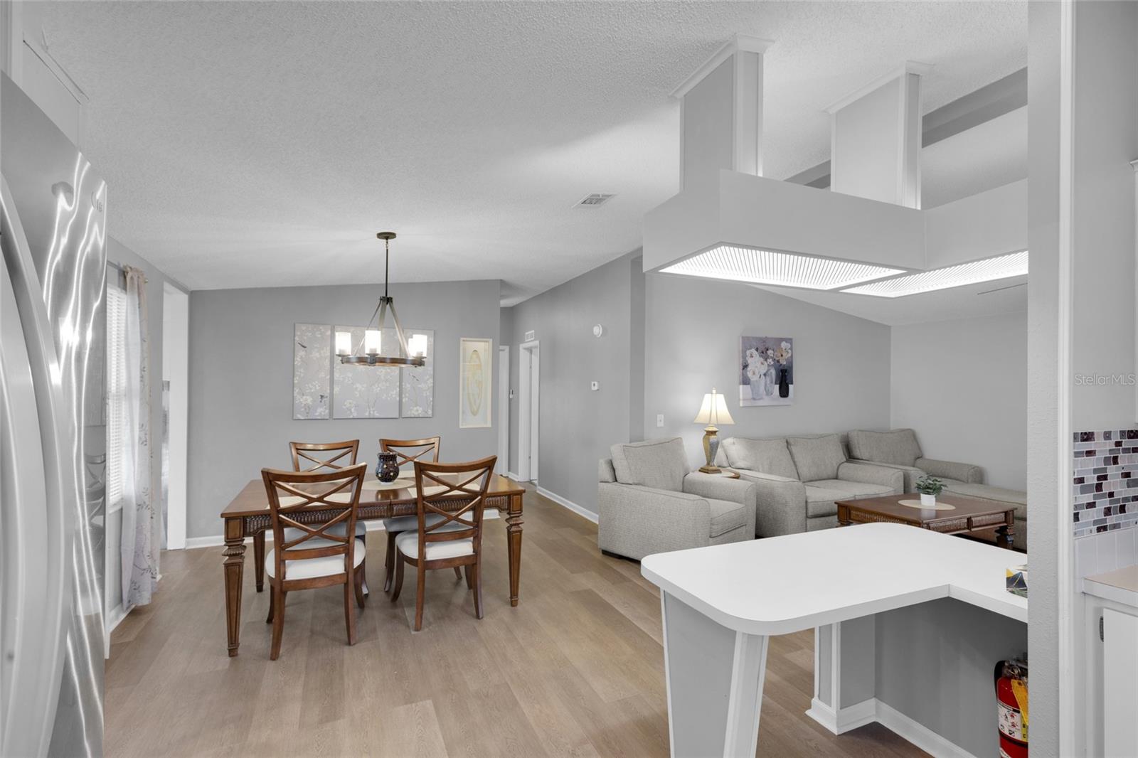 LADY LAKE ORANGE BLOSSOM GARDENS - Residential