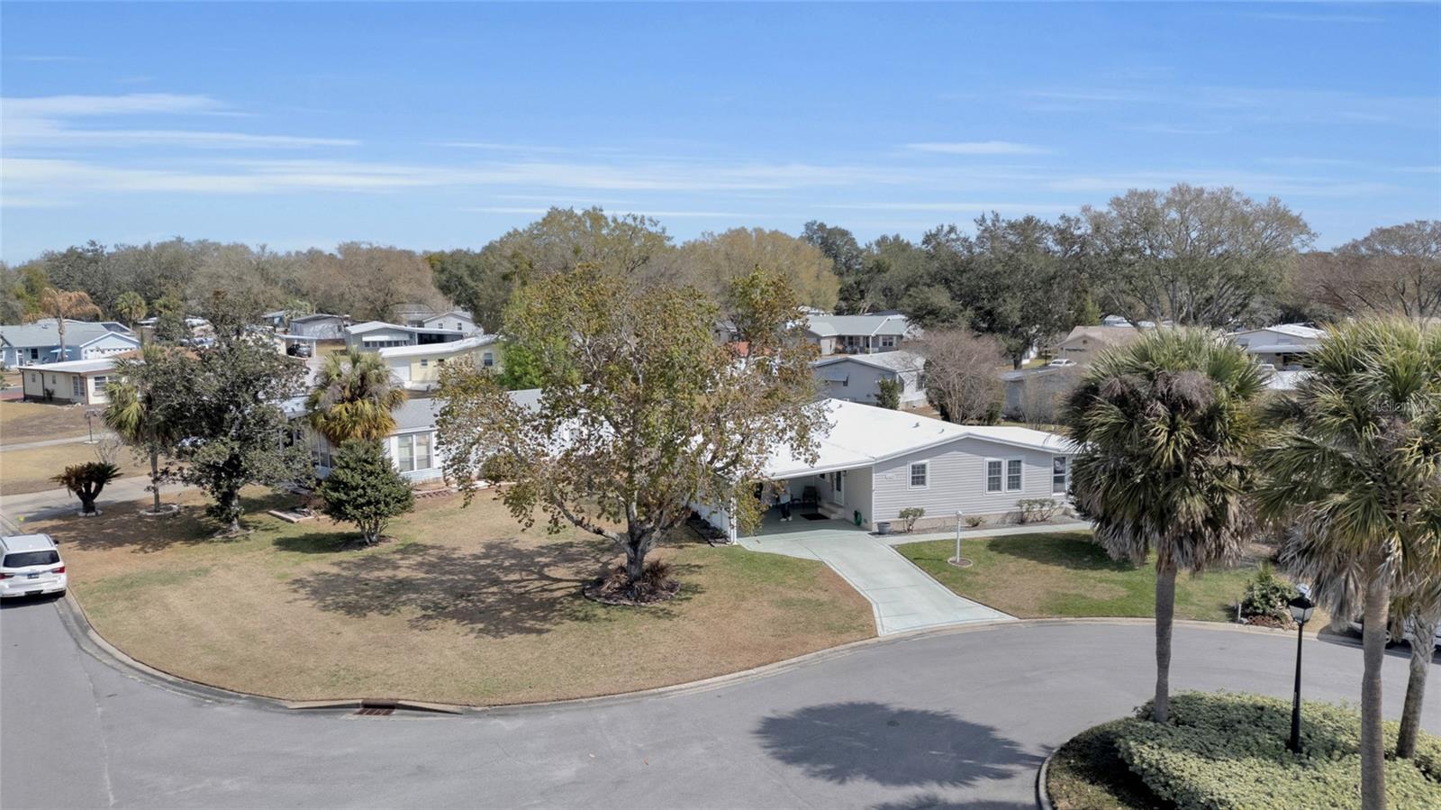 LADY LAKE ORANGE BLOSSOM GARDENS - Residential