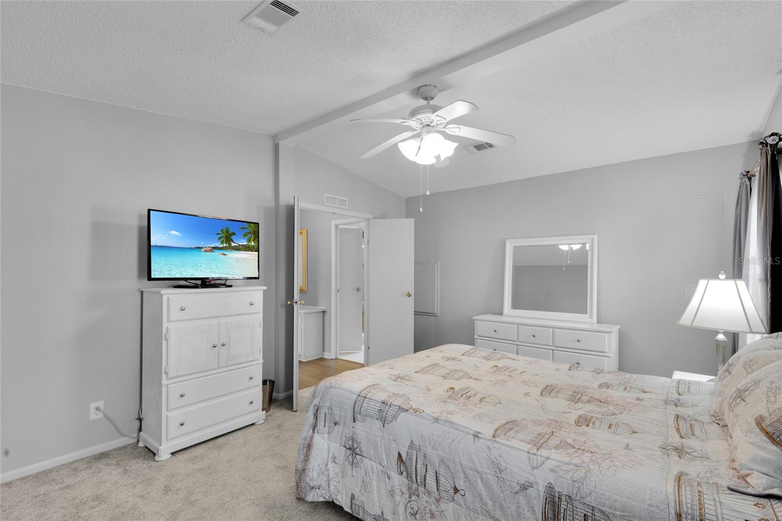 LADY LAKE ORANGE BLOSSOM GARDENS - Residential