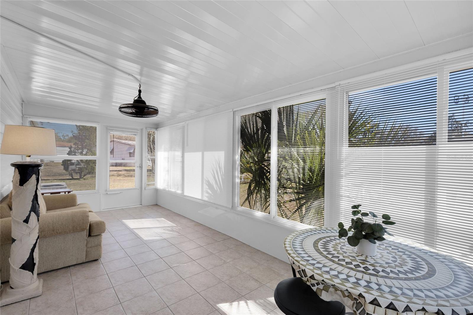 LADY LAKE ORANGE BLOSSOM GARDENS - Residential