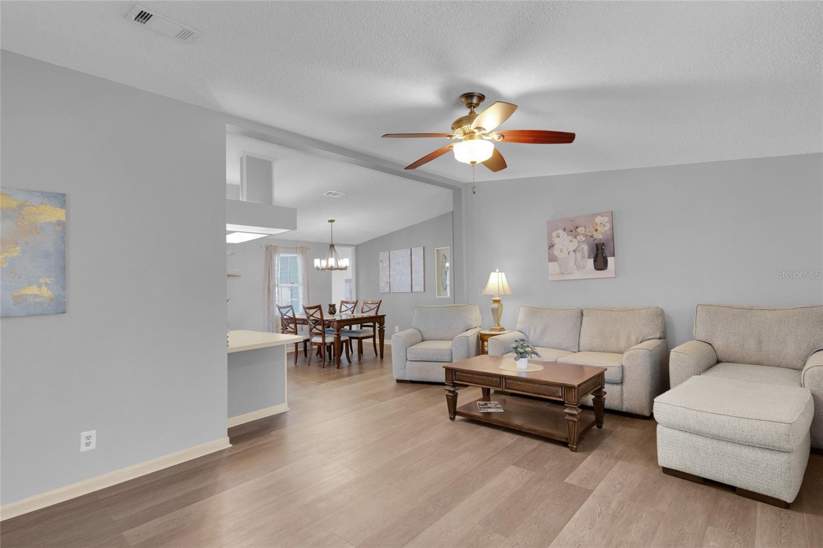 LADY LAKE ORANGE BLOSSOM GARDENS - Residential