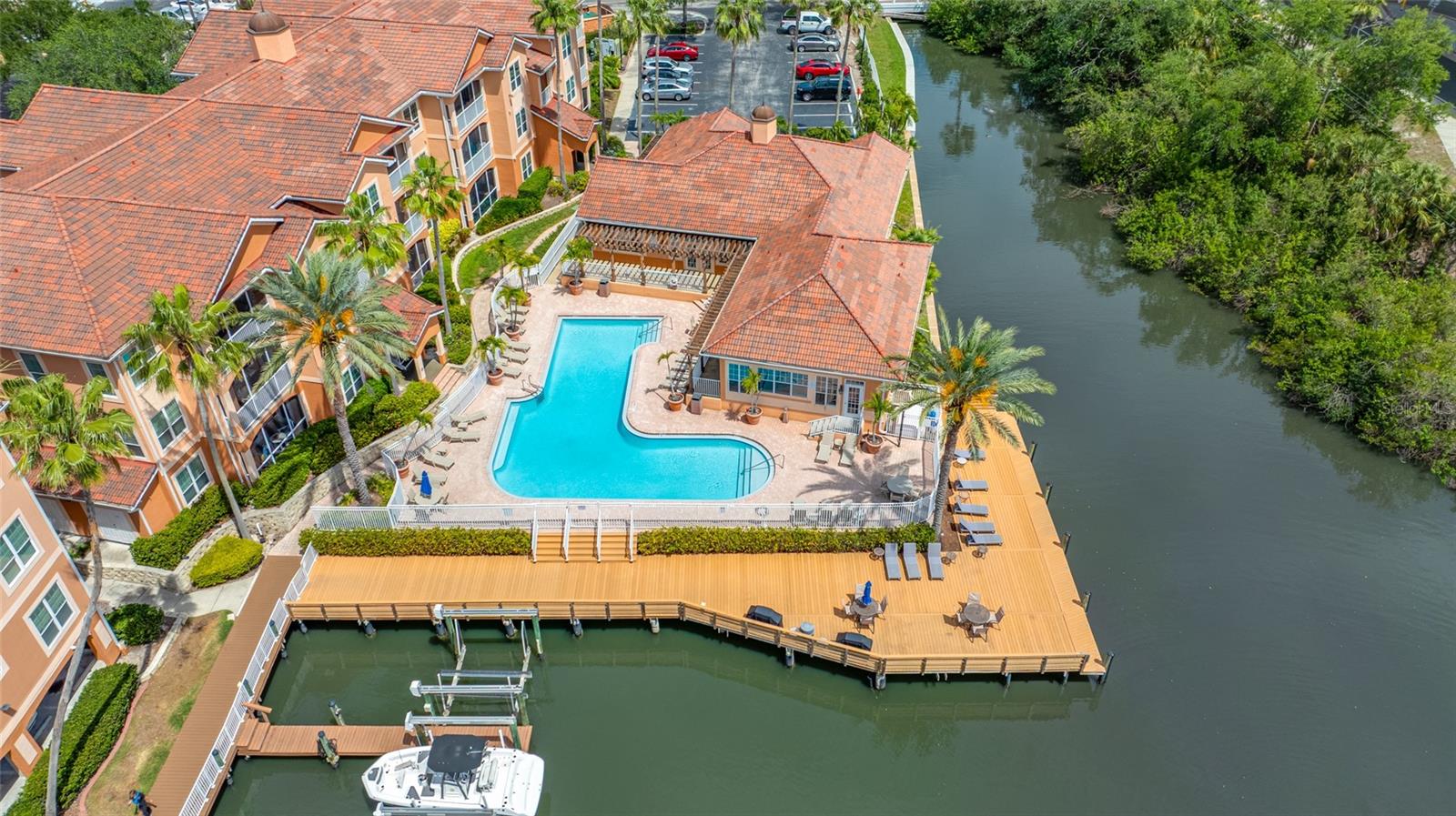 CULBREATH KEY BAYSIDE CONDOMIN - Residential